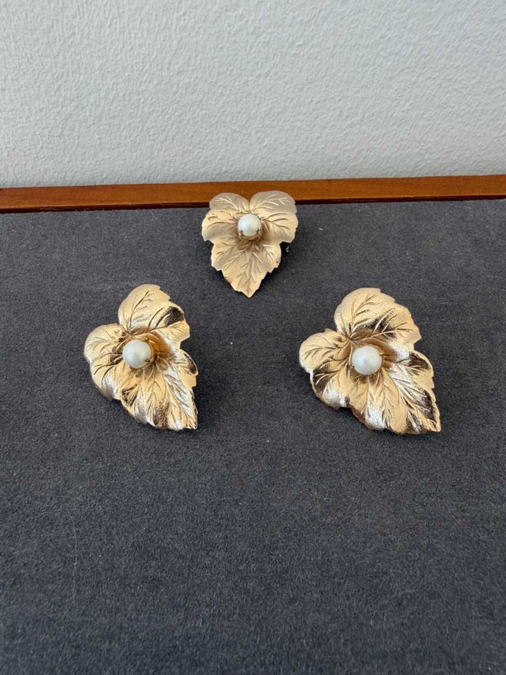Vintage Sarah Coventry Gold-Tone Faux Pearl Leaf Brooch & Earrings Set